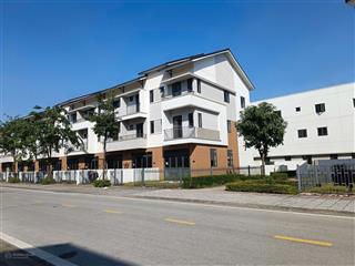 1 căn duy nhất shophuose lô góc diện tích khủng 277m2 , mt 13.8m, cách tt hà nội bán kính 12km.