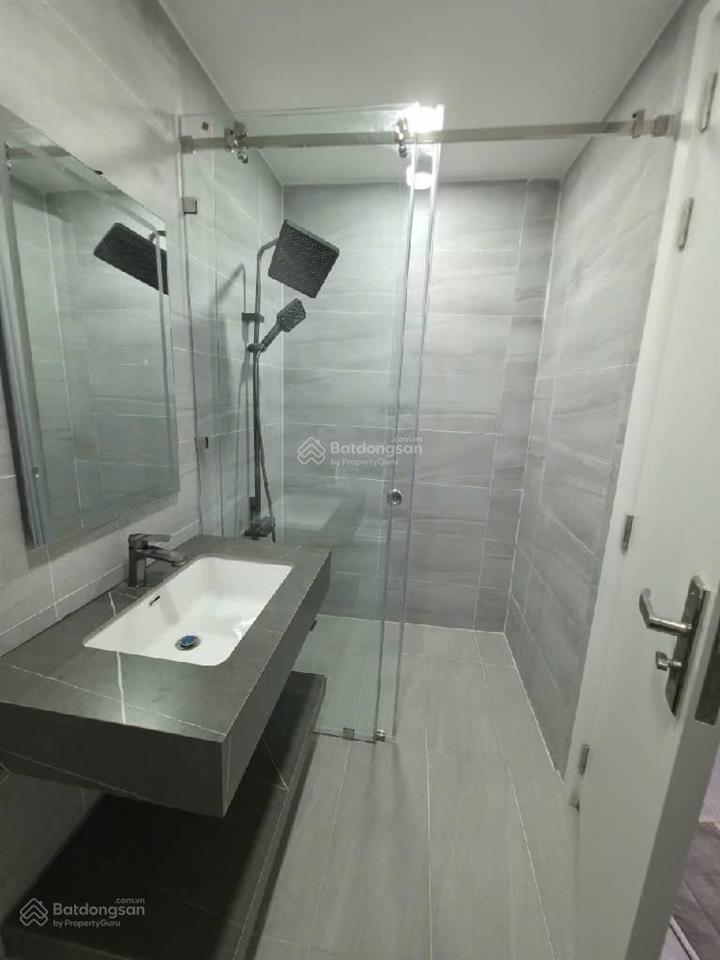 Hiếm  4 tầng  xe hơi  nhà mới vào ở ngay  đ. nguyễn thị thập(quận 7)4,5x12 m giá 12 tỷ còn tl
