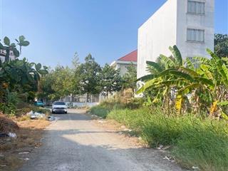 Bán đất đường phạm hữu lầu q7 dt5 x18 m xây dựng 6 tầng sát công viên trường họcgiá 8,8 tỷ