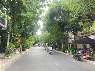Bán nr 90m²4 tầng26 tỷ tại tân phong, q7, tp.hcm, dt 6 x 15m  bao đẹp, giá siêu hời. giảm 1 tỷ