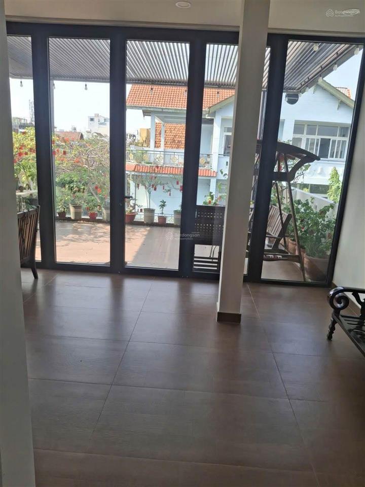 Bán nr 90m²4 tầng26 tỷ tại tân phong, q7, tp.hcm, dt 6 x 15m  bao đẹp, giá siêu hời. giảm 1 tỷ