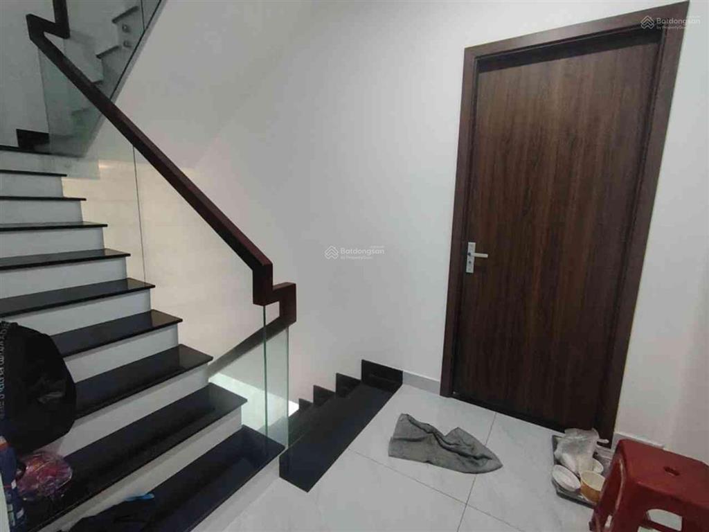 Chính chủ cần bán nhà đường số phường tân thuận quận 7  85m2  5x17m  4 tầng kiên cố  giá 18,8tỷ
