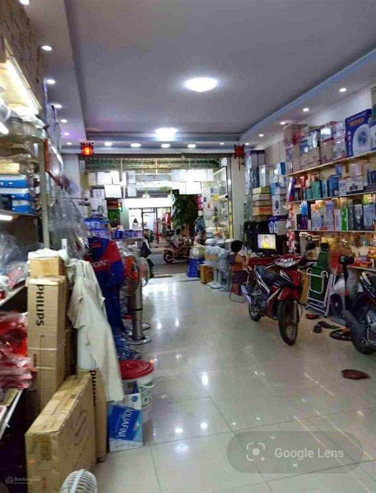 Hot mặt tiền đường lâm văn bền quận 7  dt 5x20m  tk 4 tầng  cách nguyễn thị thập 20m  giá 21 tỷ