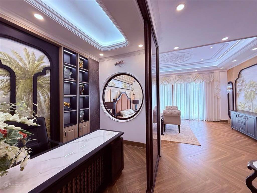 Hiếm quận 7 nhà đẹp lung linh dt 5,6x20m 5 tầng đường số p. tân mỹ thang máy full nội thất giá 30tỷ
