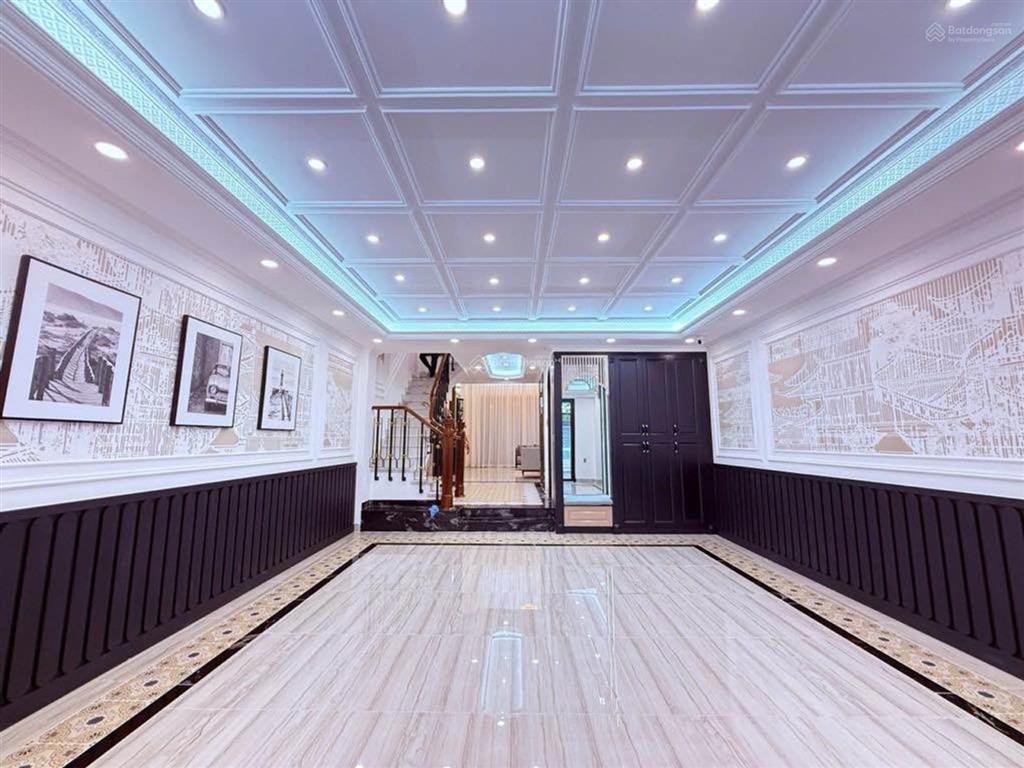 Hiếm quận 7 nhà đẹp lung linh dt 5,6x20m 5 tầng đường số p. tân mỹ thang máy full nội thất giá 30tỷ