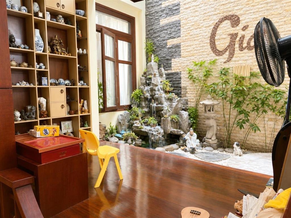 Bán nhà đường số phường tân quy quận 7  dt 8x16m  5 tầng trung tâm ăn uống sầm uất q7  giá 34 tỷ