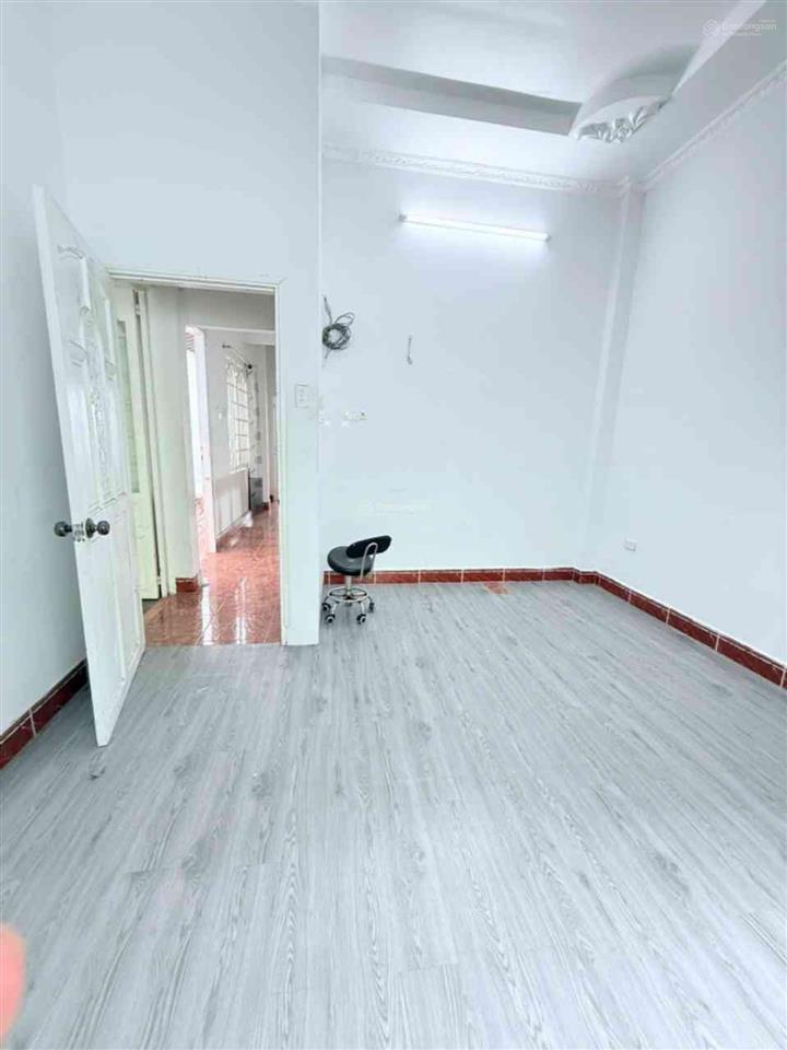 Hót nhà hẻm xe hơi cách huỳnh tấn phát 100m trung tâm (quận 7) dt 90m 2 tầng dt 6x15m  giá 10,5 tỷ