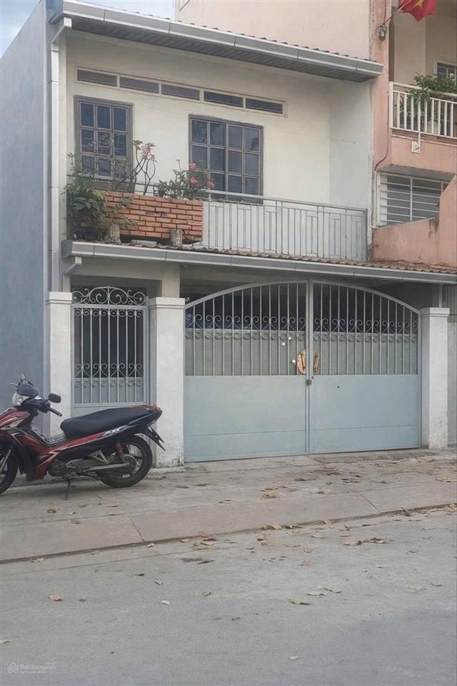 Nhà giảm sâu 1 tỷ đường số 14 f tân phú(quận 7)  dt4,5x19,65m  sát bên chợ tân mỹ  giá 13,5 tỷ