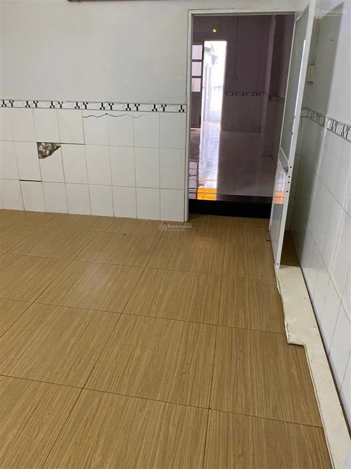 Nhà mặt tiền đường số 17 quận 7  dt 72 m2 kinh doanh đa ngành thuê 20 triệu/tháng  giá 14,3 tỷ
