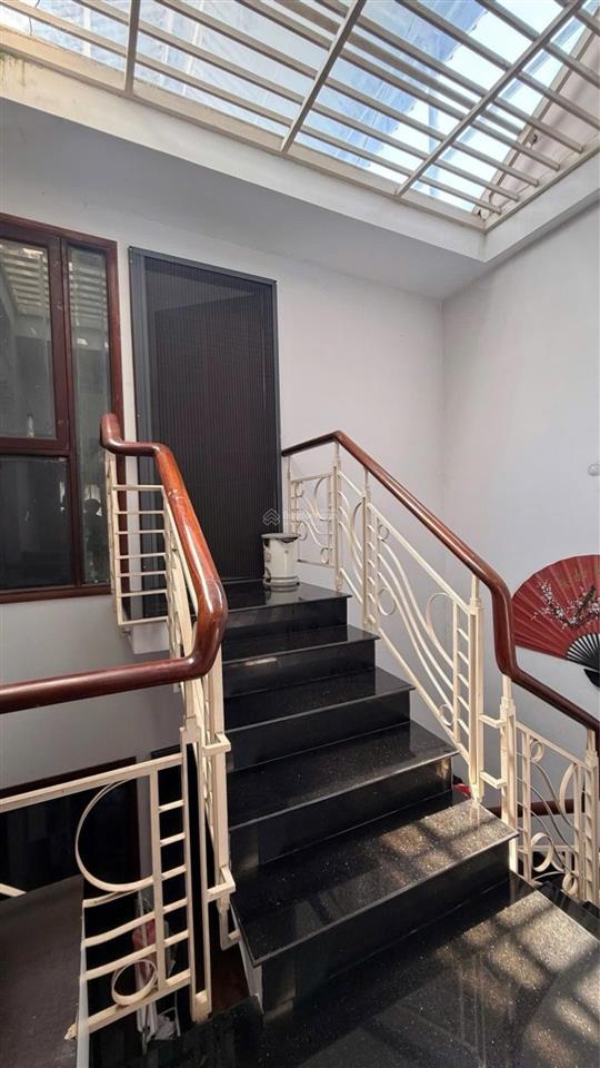 Bán nhà mặt tiền đường 12m số tân kiểng, quận 7  nhà 4 tầng 4pn  dt 70m sầm uấtgiá nhỉnh 15 tỷ