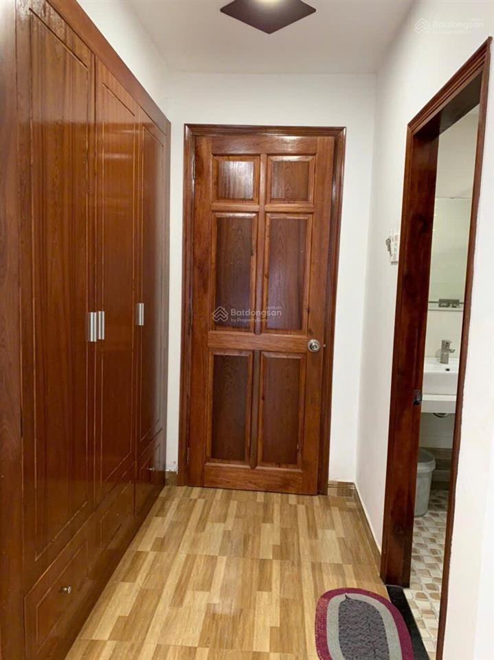 Bán nhà mặt tiền đường 79 quận 7  dt 4x18,5m  5 tầng  thang máy  khu vip  giá 17,499 tỷ còn tl