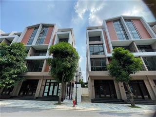 Vinhomes ocp 3 quá rẻ, liền kề dt 54m2, chỉ 8,3 tỷ, mt 4,5m, nhà 5 tầng, ngay sát cv, granword