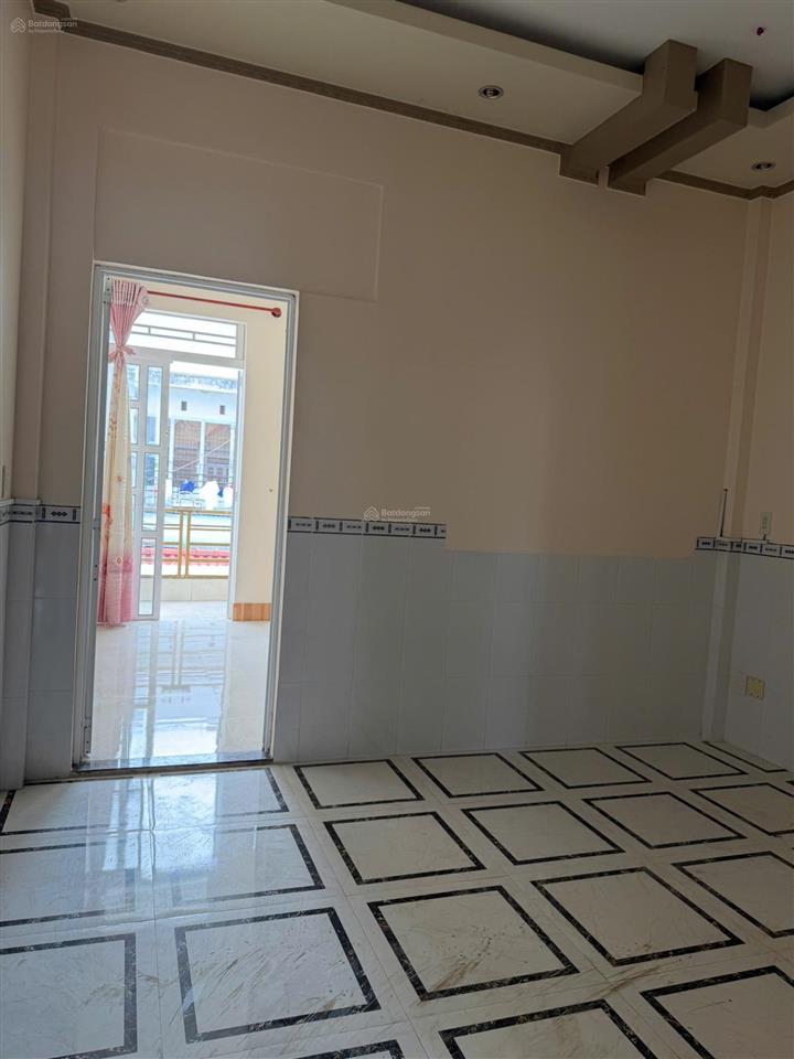 Nhà cho thuê đường 30/4 đối diện đại học cần thơ khu 1, đài truyền hình vn
