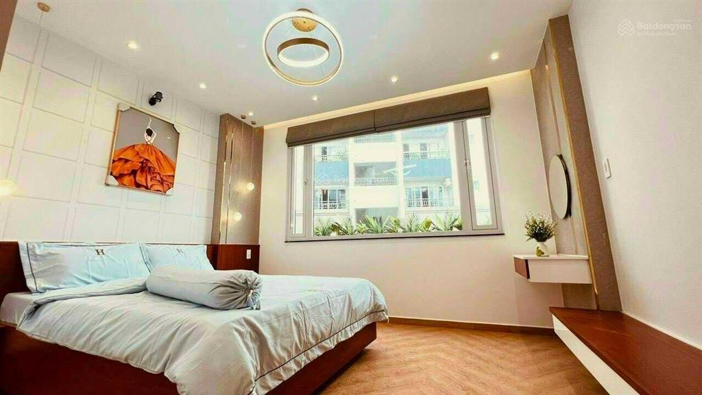Hàng kín! bán nhà góc 2 mặt tiền trần nhật duật, quận 1. dt 6x16m, 4 tầng  hđt 90tr  giá 35 tỷ tl