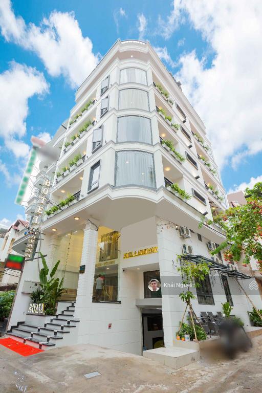 Bán gấp tòa building 7 tầng góc 2 mặt tiền võ thị sáu, quận 1. (11x18m) hđt 230tr/tháng  giá 41 tỷ