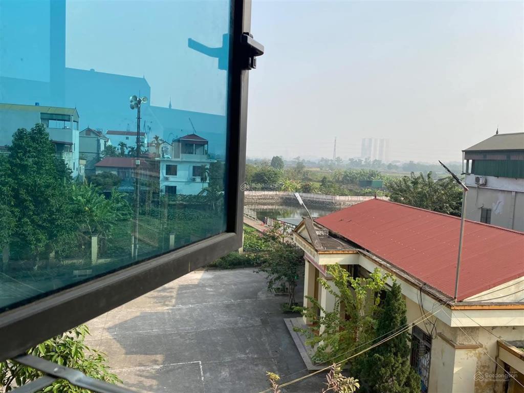 Chính chủ cho thuê nguyên căn mặt đường thông tây tựu ccmn kinh doanh 9tr/th gần vin đan phượng