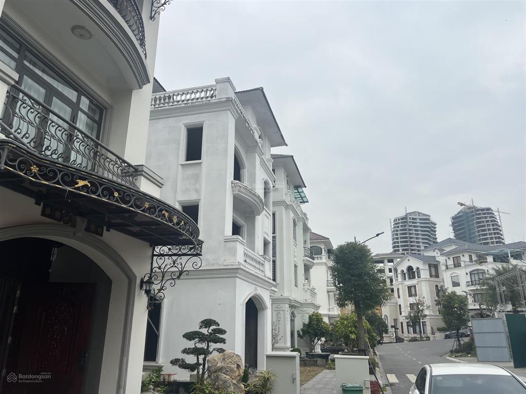 Chính chủ bán căn biệt thự đồi beverly bãi cháy hạ long.