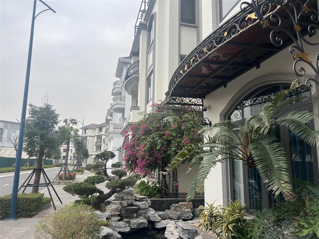 Chính chủ bán căn biệt thự đồi beverly bãi cháy hạ long.