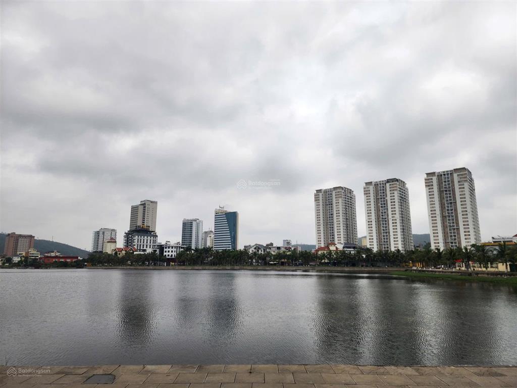 Chính chủ bán lô đất mặt hồ geleximco bãi cháy.