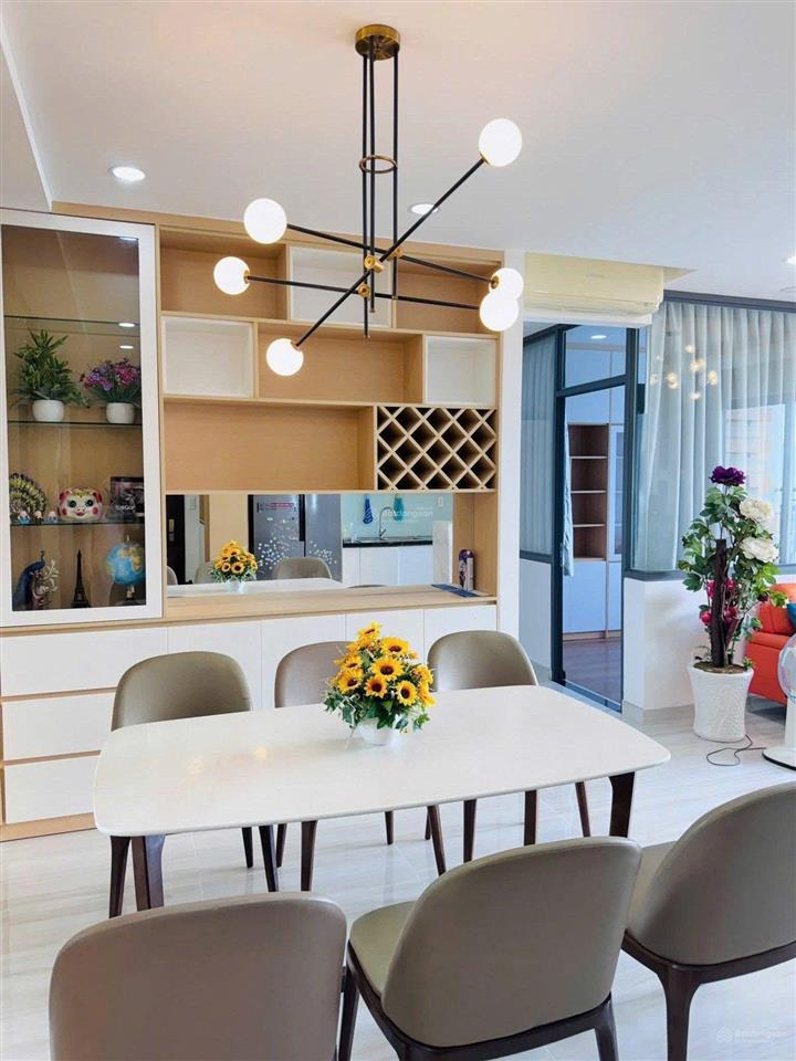 Bán gấp wilton tower bình thạnh 2pn 2wc dt 68m2 giá tốt 2,65 tỷ