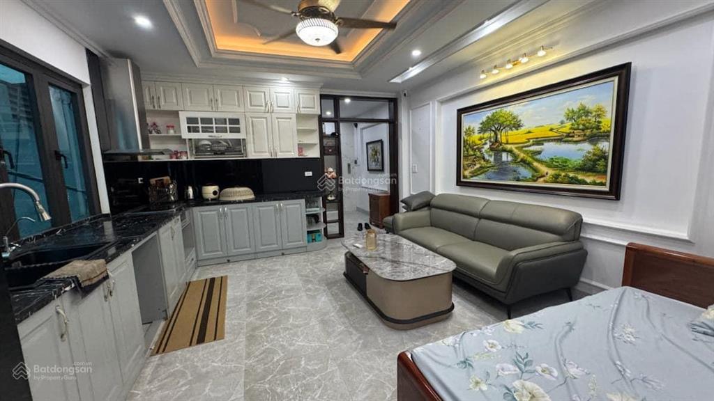 Bán nhà phân lô ô tô tránh đỗ lạc long quân ngay hồ tây. dt 50m2x6t thang máy. giá 20.8 tỷ.