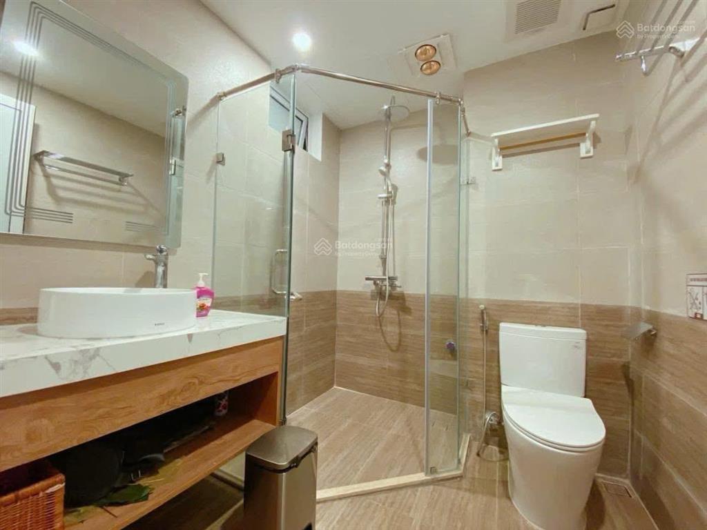 Giá tốt nhất khu. phân lô oto tránh trung kính trung hoà. dt 110m2x5t. mt ~5m. giá 33.5 tỷ.