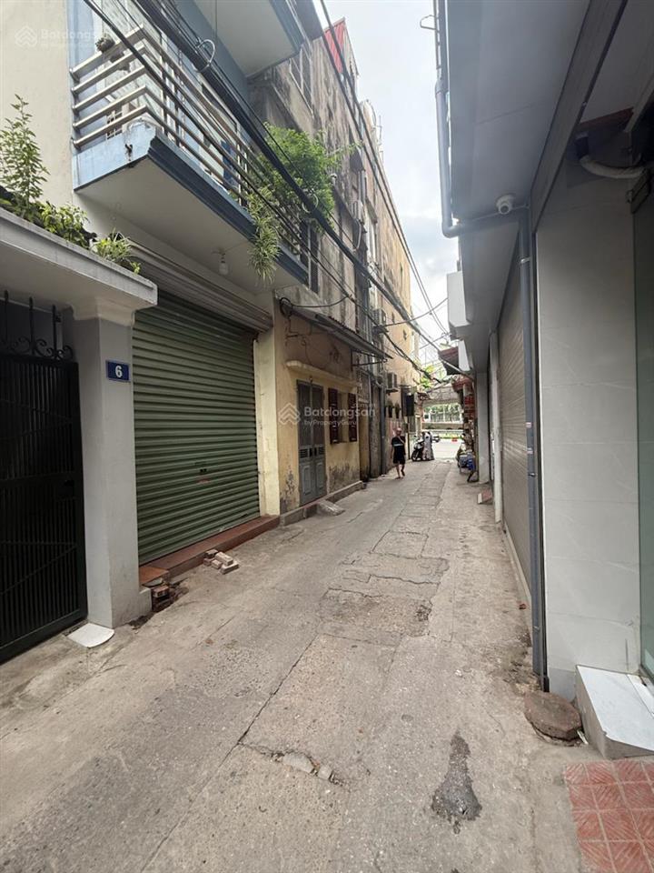 Chính chủ bán đất đẹp, gần oto tránh. nguyễn chánh trung hoà. dt 50m2, mt 4.6m. giá 9.9 tỷ.