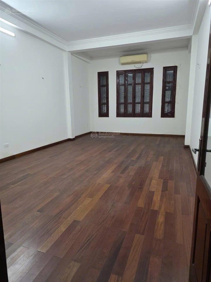 Ô tô tránh vỉa hè, ngõ thông. hoàng quốc việt, nghĩa đô. dt 51m2x5 tầng.  0898 161 ***.