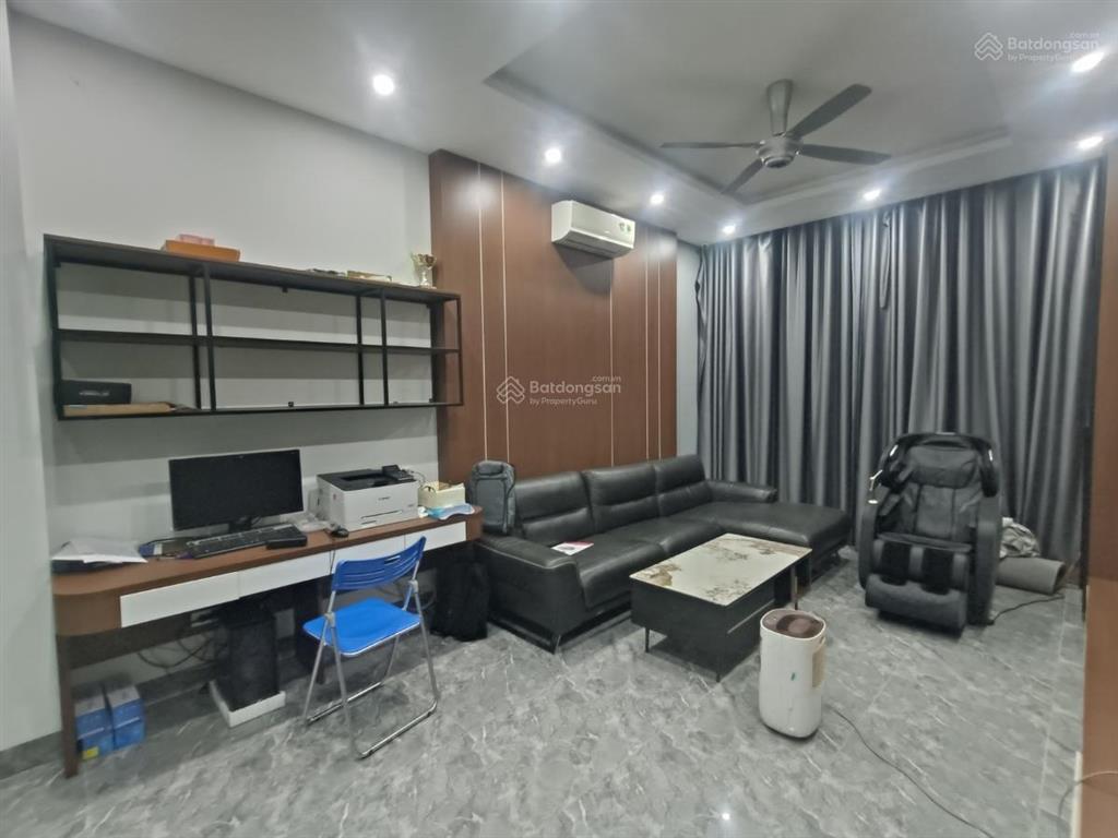 Chùa láng nguyễn chí thanh đường 4 ô tô tránh. thông số đẹp dt 52m2x6t. mt 4.6m. kinh doanh đa dạng
