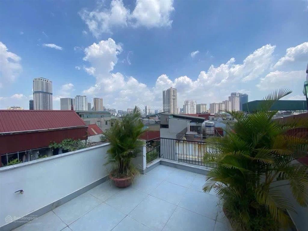 22 tr/th nguyên căn dt 42m2 x 7t thang máy. mặt phố ô tô kinh doanh đỉnh chóp, yên hòa trung kính