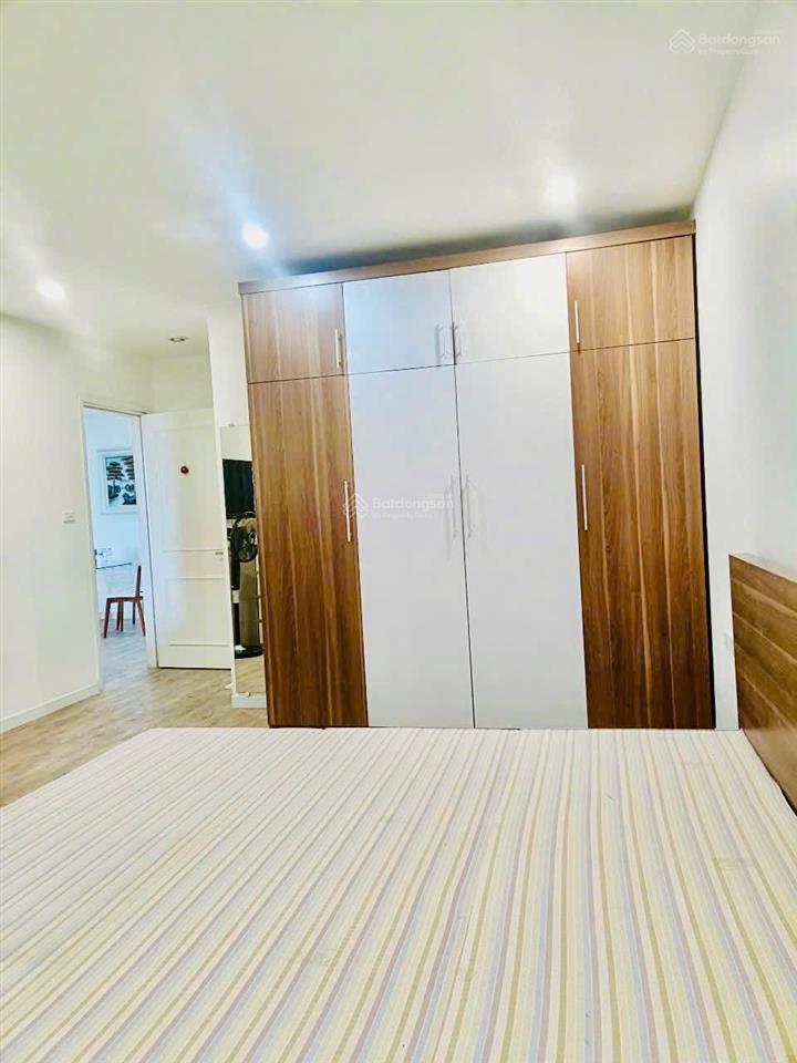 Chung cư 145m2, 3 ngủ 2 wc siêu rộng. đẹp full đồ. meco complex 102 trường chinh.  0925 916 ***.