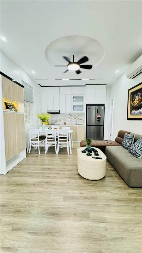 Bán chung cư toà b6 ngay ngã 4 nguyễn cơ thạch lưu hữu phước. dt76m2, 3 ngủ full đồ đẹp. giá 5.2 tỷ