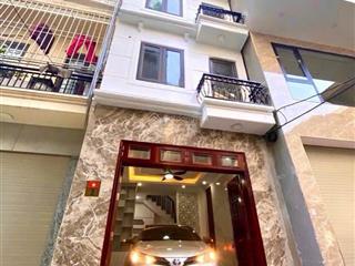 300nguyễn xiển  ô tô ngủ trong nhà 35m 5 tầng mới tinh 8tỷ 7