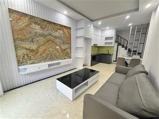 Đh thăng long  nguyễn xiển diện tích rộng  ngõ thông  gần ô tô 3 thoáng  42m