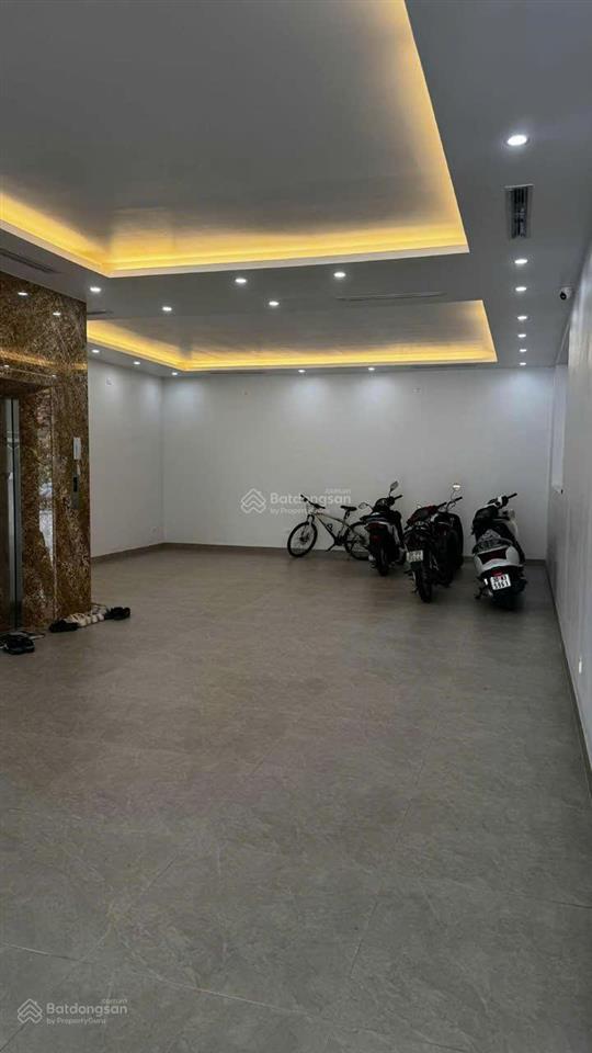 Cho thuê nhà 20 tr mặt phố nguyễn gia bồng long biên, 120 m,thông sàn, nội thất 2 điều hoà