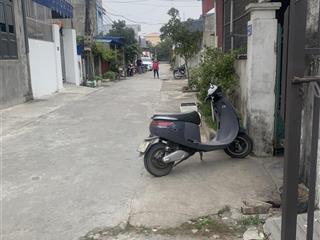 Chính chủ bán gấp nhà 4 tầng mới tinh oto tránh nhau địa chỉ 216 đa phúc, dương kinh