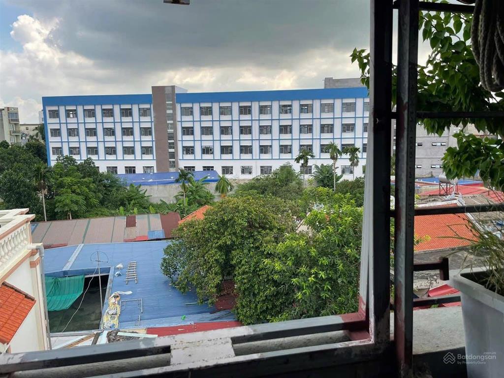 Bán gấp nhà 3 tầng ô tô đỗ cửa hào khê, lê chân vị trí trung tâm quán nam