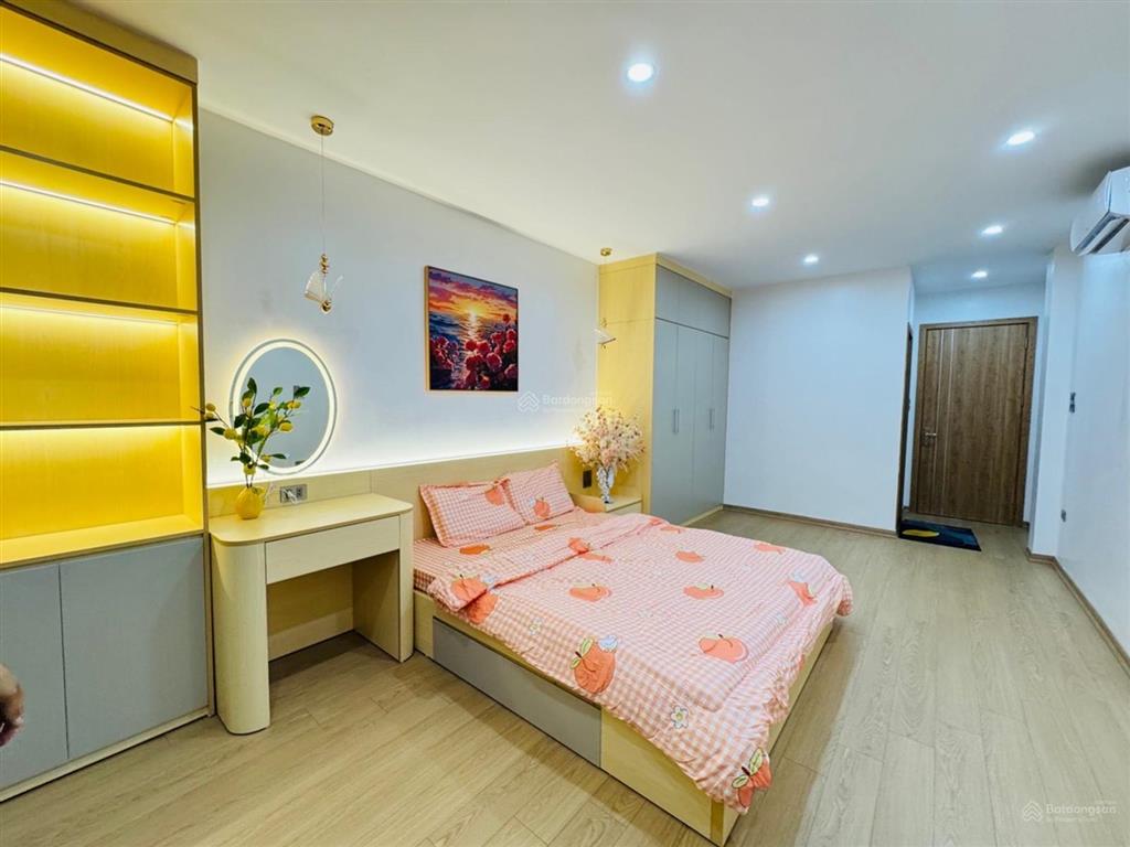 Tân mai 46 m² xây 5 tầng full nội thất  nhà đẹp khu, giá 14,6 tỷ