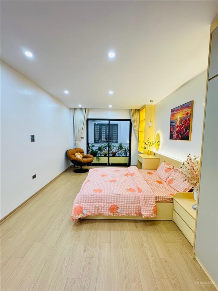 Tân mai 46 m² xây 5 tầng full nội thất  nhà đẹp khu, giá 14,6 tỷ