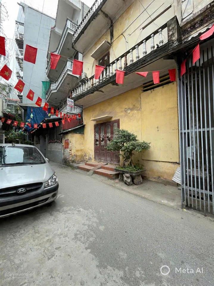 Chính chủ bán đất tây hồ, lô góc 115m2, ô tô vào nhà, gần hồ tây, 240 triệu/m2