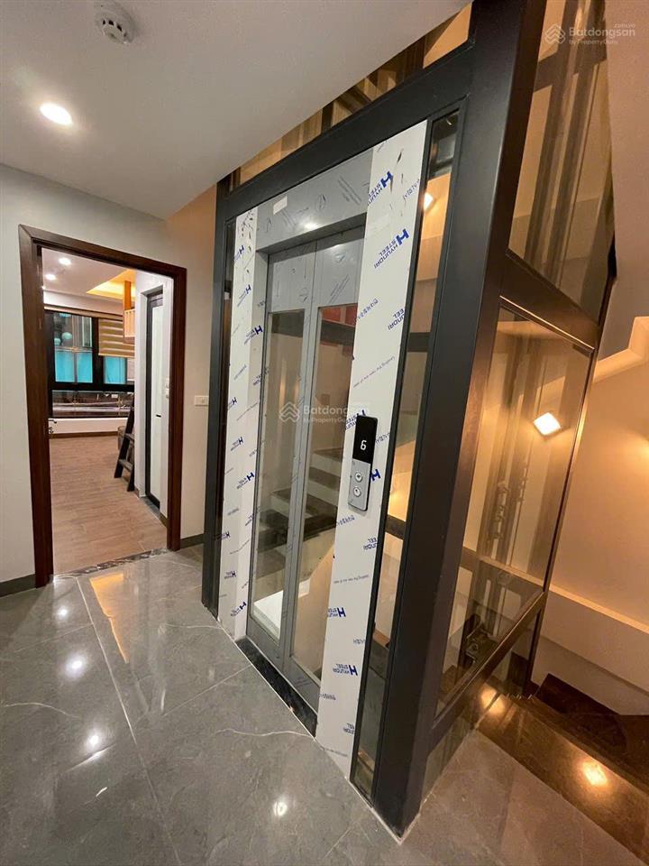 Chính chủ bán đất tây hồ, lô góc 115m2, ô tô vào nhà, gần hồ tây, 240 triệu/m2