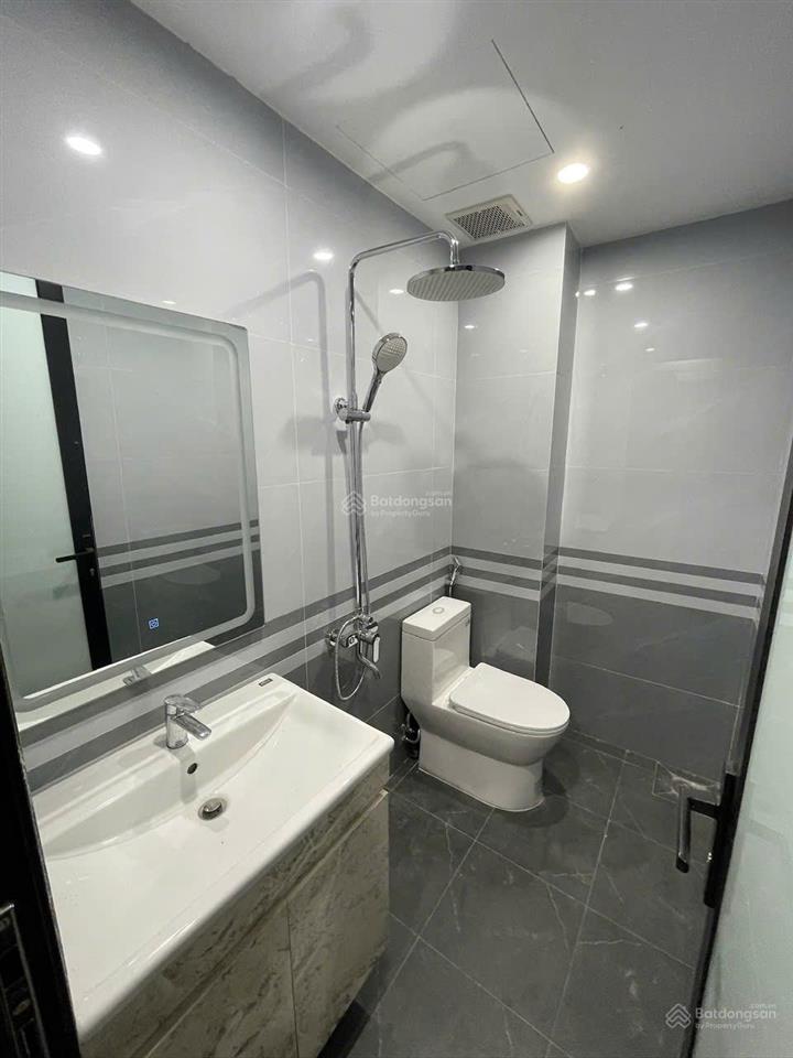 Chính chủ bán đất tây hồ, lô góc 115m2, ô tô vào nhà, gần hồ tây, 240 triệu/m2