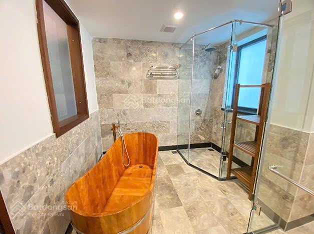 Cc bán tòa căn hộ tây hồ, 8 tầng, lô góc, ô tô, view hồ tây, thung lũng hoa