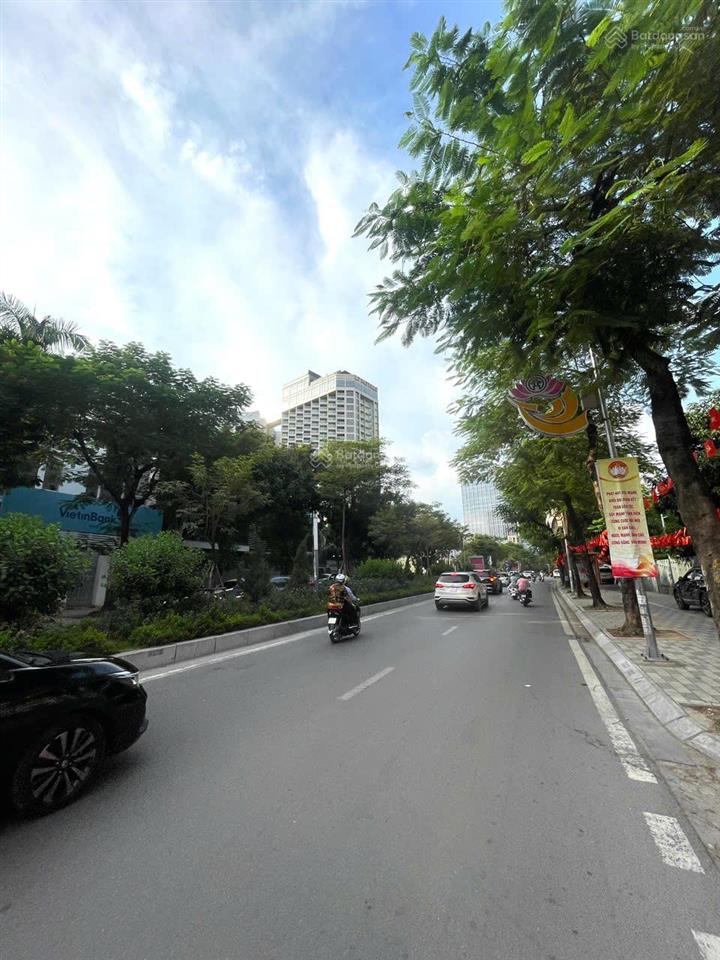 Chính chủ bán đất tây hồ 78,1m2, lô góc 2 mặt tiền, ngõ thông, 16 tỷ