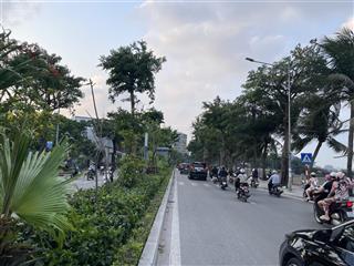 Cc bán đất tây hồ, mặt ngõ thông, gần hồ tây.