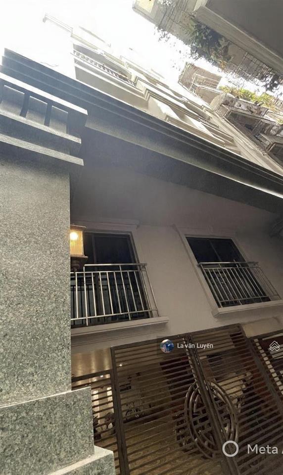 Cc bán toà chdv tây hồ, 111,6/120m2*10 tầng, 55 tỷ