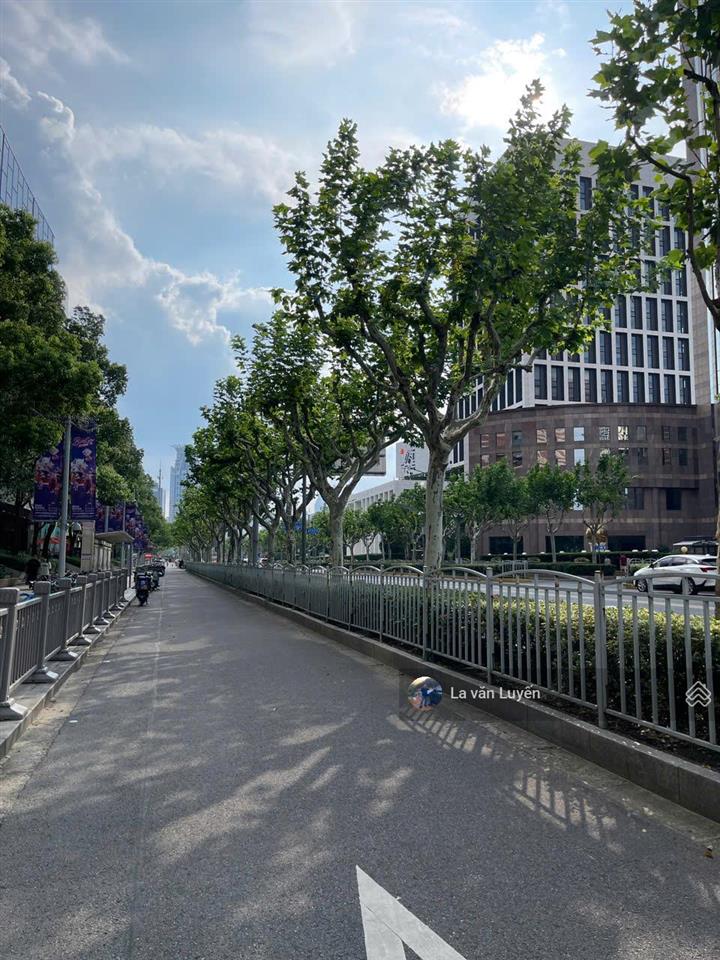 Chính chủ bán đất xuân la, ngõ thông, sổ vuông 89m2, mặt tiền hơn 7m, 19 tỷ.