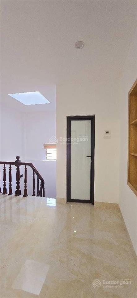 Nhà đẹp 3 tầng giáp bát full nội thất 5m ra mặt phố giáp bát giá chỉ 6.4 tỷ