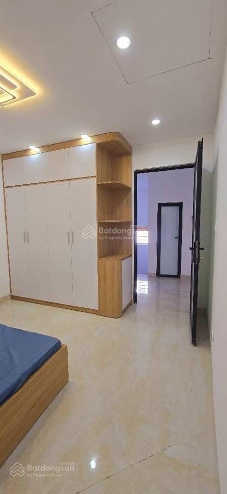 Nhà đẹp 3 tầng giáp bát full nội thất 5m ra mặt phố giáp bát giá chỉ 6.4 tỷ