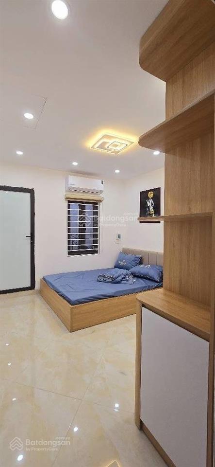 Nhà đẹp 3 tầng giáp bát full nội thất 5m ra mặt phố giáp bát giá chỉ 6.4 tỷ